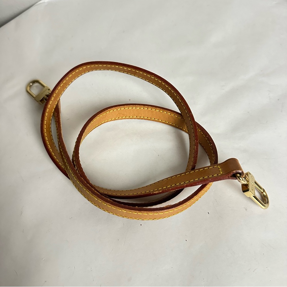 Louis Vuitton Brown Leather strap